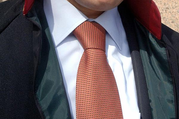 Kaynak Holding'de 300 bin TL avukat ücreti