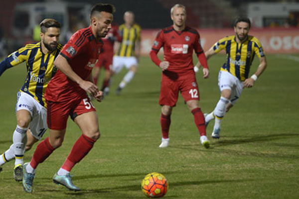 Fenerbahçe, Antep'te takıldı