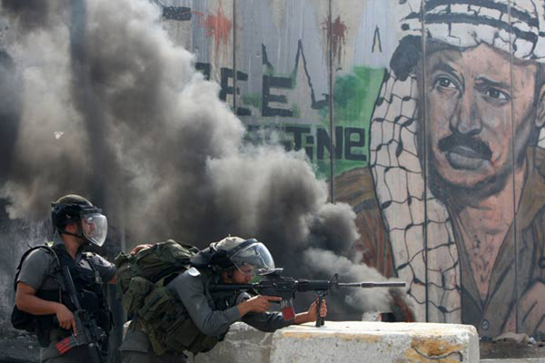 İsrail askeri gerçek mermi kullandı