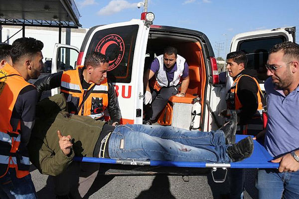 İsrail polisi bir Filistinliyi vurdu