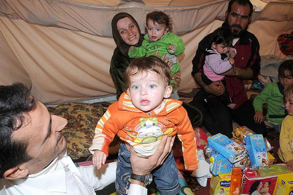 Suriyeli bebekler için mama kampanyası