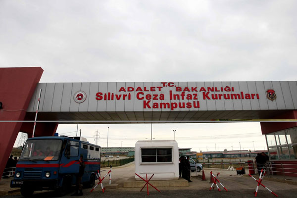 Cezaevlerinde kaç kişi var?