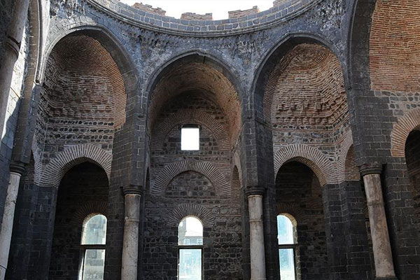 'Terör tarihi dokuya zarar veriyor'