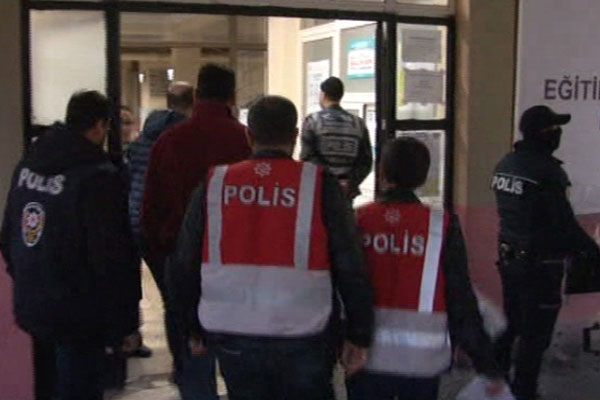 ’Paralel’ zanlıları sağlık kontrolünden geçirildi