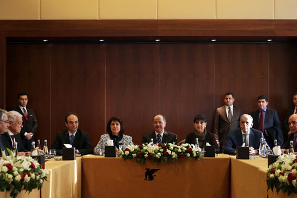 Barzani'den hendekleri kapatın çağrısı