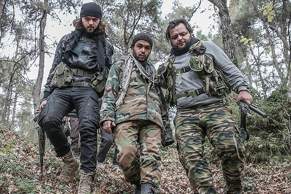 Esed'in askeri konuştu: Bizi zorla savaştırıyorlar