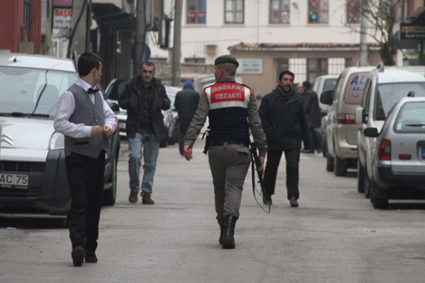 Tahliyesine 4 gün kala firar etti