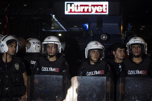 Doğan Medya Merkezi'ne silahlı saldırı