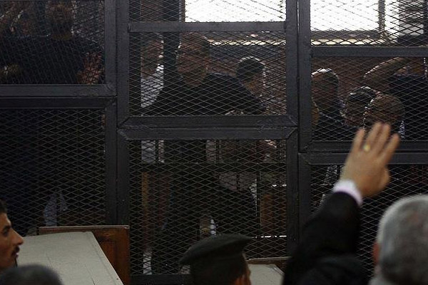 Mısır'da İhvan üyesi 3 kişiye idam cezası