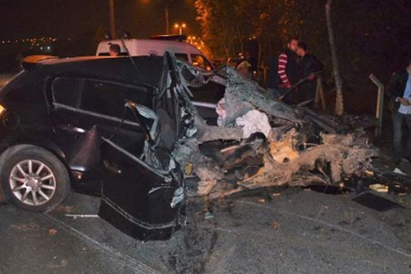 Aşırı hız: 1 kişi öldü