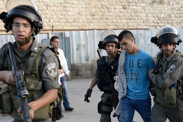 İsrail 15 Filistinliyi daha gözaltına aldı