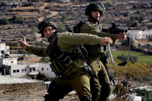 Eski İsrail askerine 'savaş suçu' gözaltısı