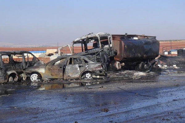 Rusya yakıt pazarına saldırdı: 25 ölü