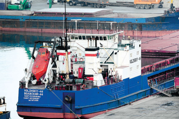 27 Rus gemisi Türkiye tarafından alıkonuldu