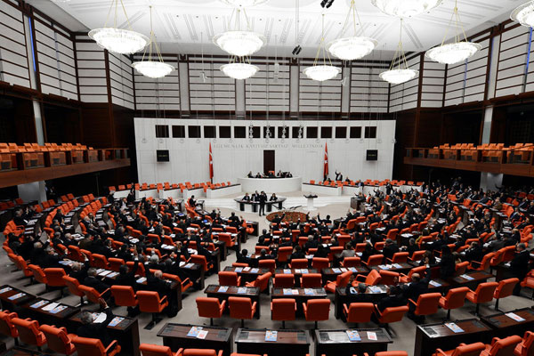 Anayasa Komisyonu ilk toplantısını yaptı