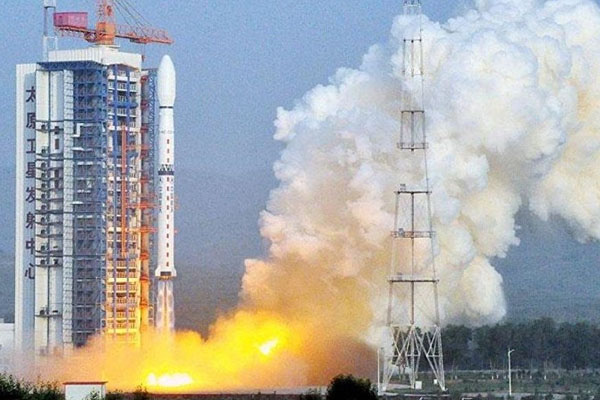 Uzayın karanlıklarını aydınlatacak uydu