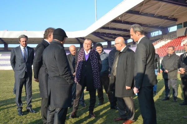 Terim, Spor Müdürüne çıkıştı