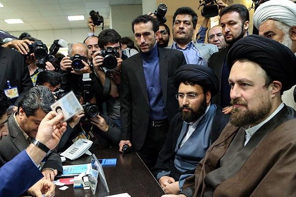 İran'da seçim süreci başladı