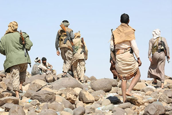 Suudi Arabistan'a roket düştü: 3 ölü