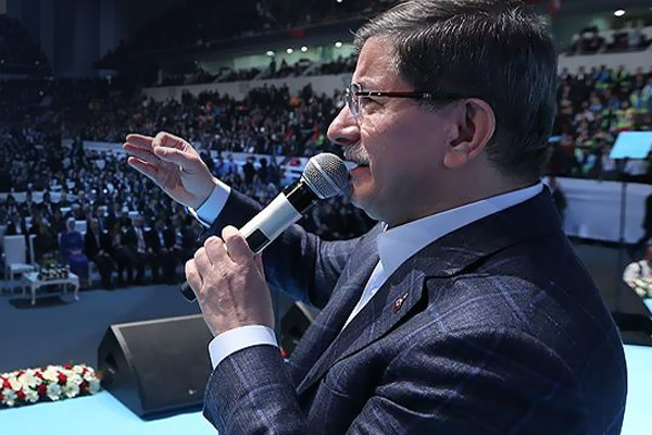 Davutoğlu: Tuzaklarını başlarında parçalamaya kararlıyız