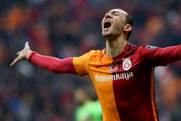 Galatasaray, Akhisar'ı ligde de geçti