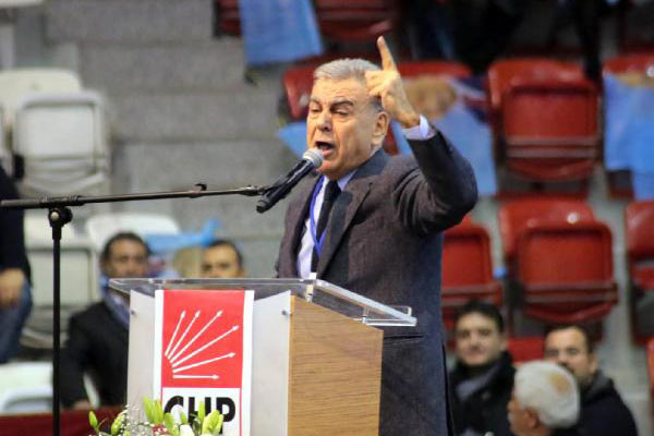 İzmir'de Tuncay Özkan gerginliği