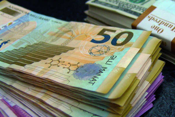 Azerbaycan'da devalüasyon oldu