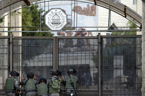 İsrail'in tutukladığı öğrenci sayısı 90'a ulaştı