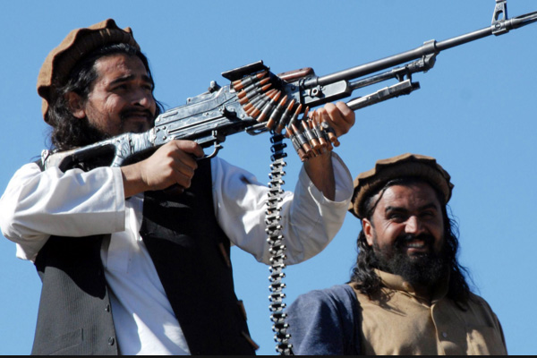 Taliban Helmand'de zafere yürüyor