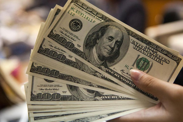 Merkez’in kararı doları uçurdu