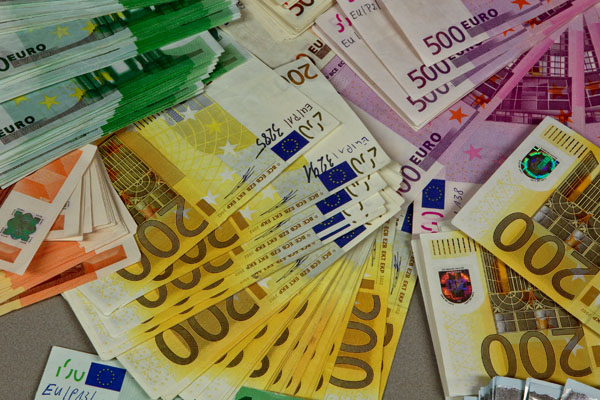 Yunanistan'a 1 milyar avro kredi