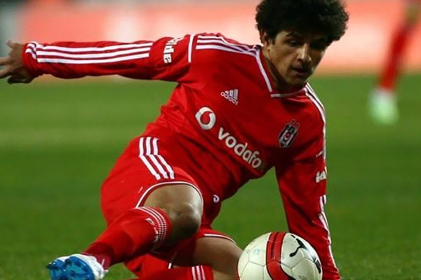 Beşiktaş’ta Eslem'in bağları koptu