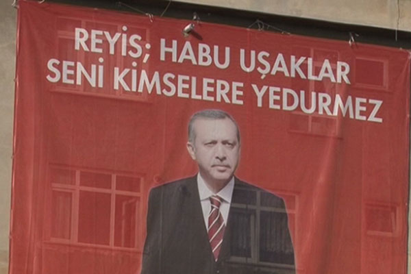 Erdoğan için ilginç pankart