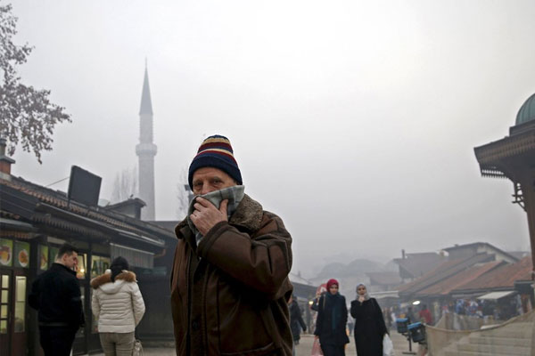 Saraybosna'da eğitime hava kirliliği arası