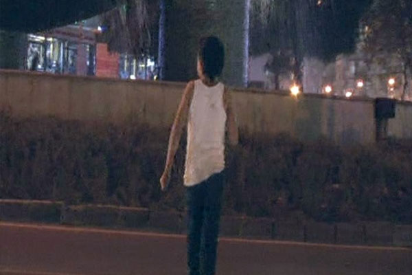 Dilendirilen çocuğu babasından aldılar