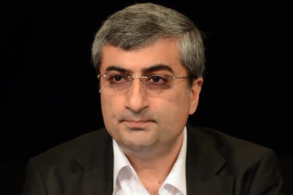 Başbakan'dan sürpriz isme danışmanlık teklifi