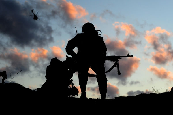 Türk askeri Rojava'ya geçti