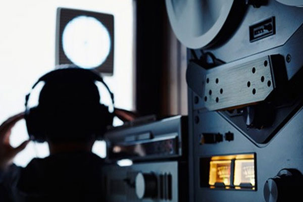 23 ilde 'usulsüz dinleme' operasyonu