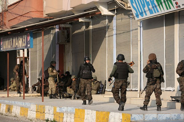 Askeri şehit eden 6 PKK'lı öldürüldü