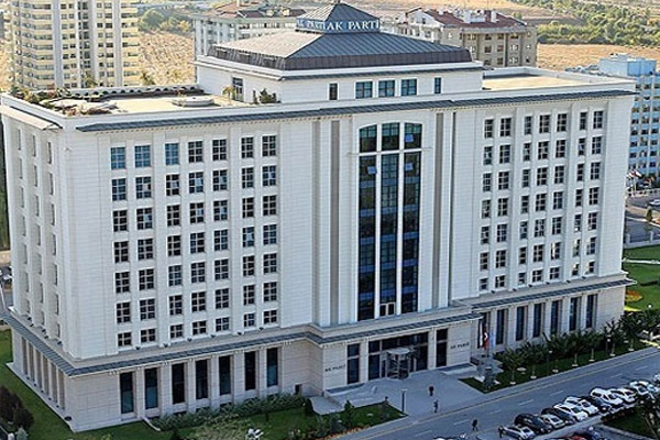 AK Parti Teşkilat Başkan yardımcıları belli oldu