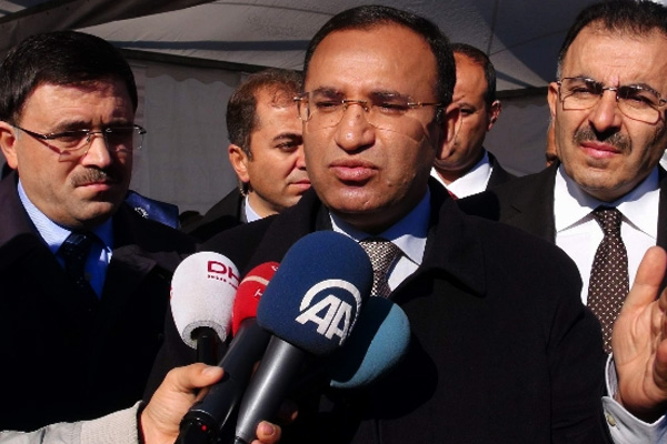 Bozdağ: Bu açıklamalar ihanettir