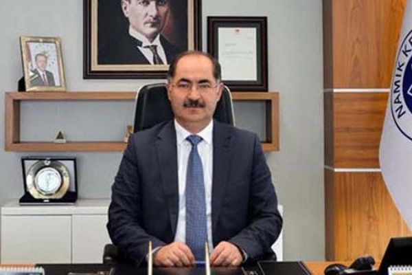 YÖK, hakkında FETÖ davası bulunan rektörü görevden aldı