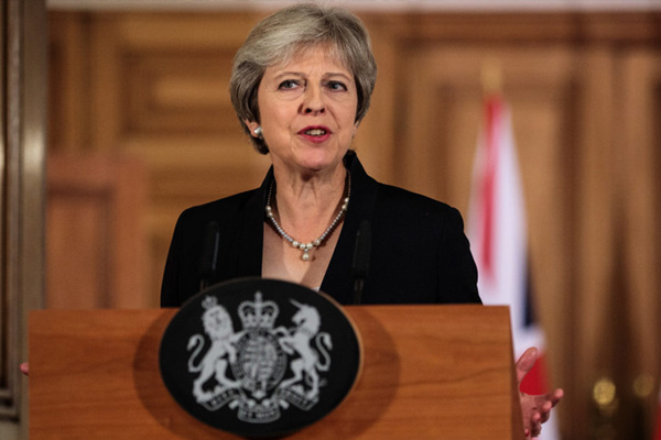 Theresa May'den S. Arabistan'a ‘Türkiye’ çağrısı