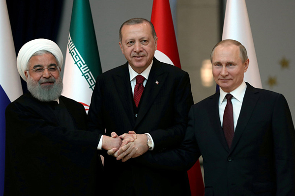 Putin: Rusya, İran ve Türkiye, Suriye Anayasa Komitesi’nin bir an önce kurulması için çalışıyor