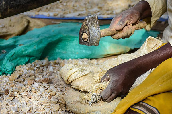 Dünyada 40 milyondan fazla modern köle var