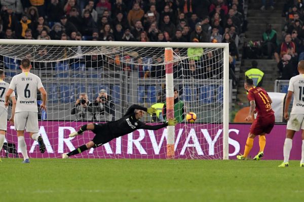 Cengiz Ünder'in yıldızı parlamaya devam ediyor