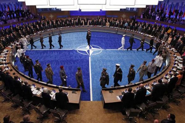 NATO'da gündem 'Rusya' olacak