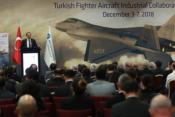 Atak helikopteri Pakistan yolunda