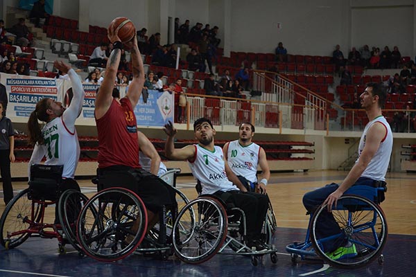 YOSK: 45 - Galatasaray: 91