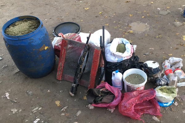 PKK'nın kış yapılanmasına darbe: 3 katlı 5 odalı sığınak bulundu